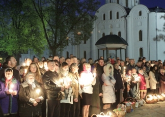 Хресний хід та освячення Пасхальних кулічів у Спасо-Преображенському храмі