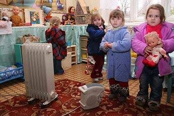 В Чернигове за долги отключают от отопления детские сады и школу