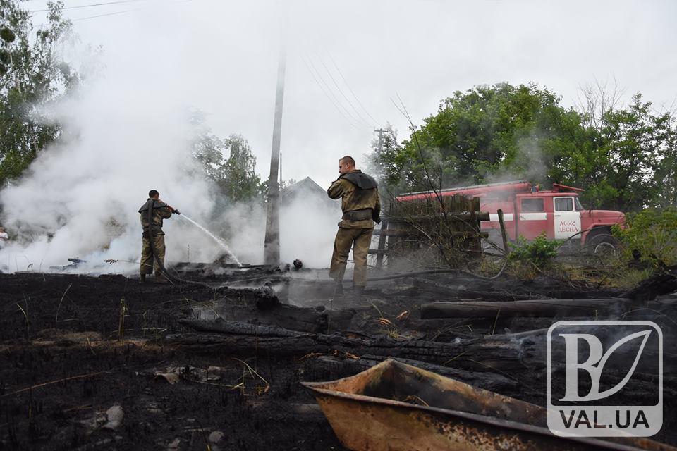 На Чернігівщині військові двічі рятували жителів села від вогню. ФОТО