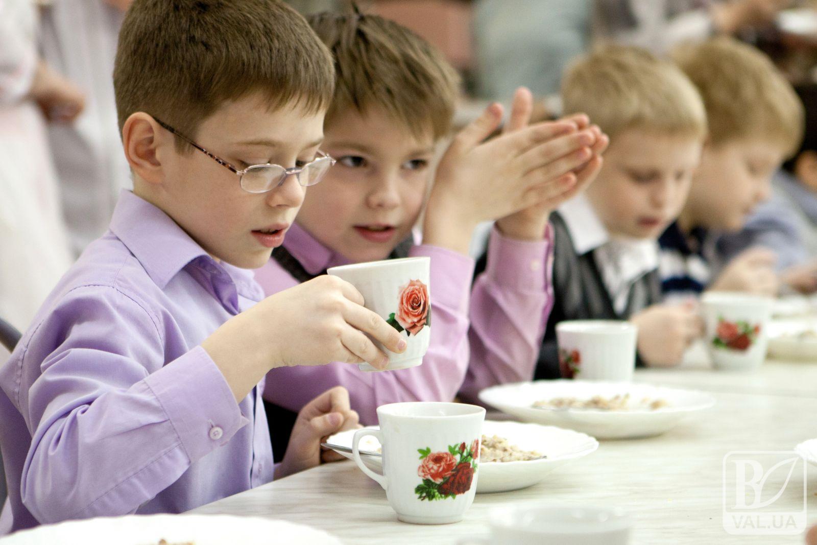 Родители черниговских школьников будут платить больше за питание
