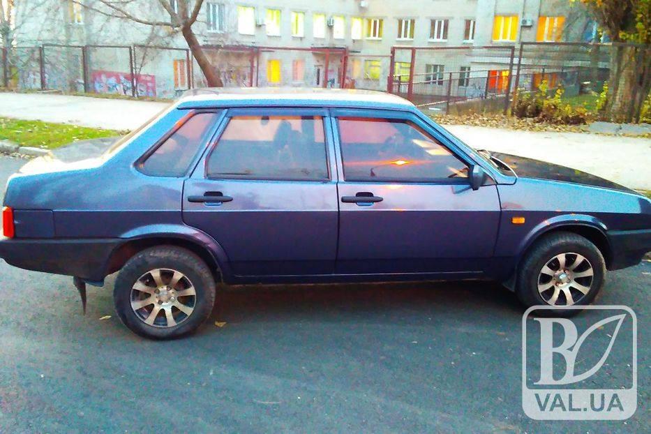 На Чернігівщині поліцейські оперативно затримали викрадача автівки