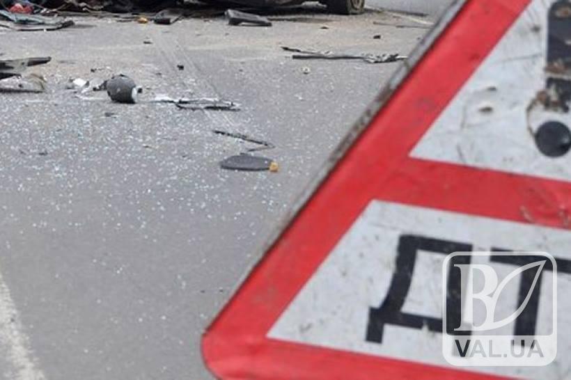 У Бобровицькому районі внаслідок ДТП загинув 27-річний пасажир авто