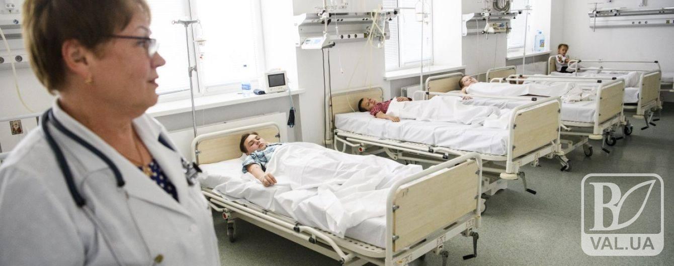 Юлія Тимошенко вимагає від РНБО розслідувати масові отруєння дітей