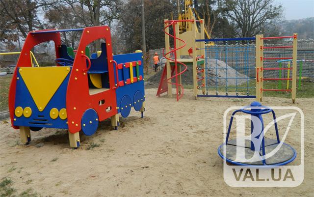 На Чернігівщині виявили незаконно встановлені дитячі майданчики