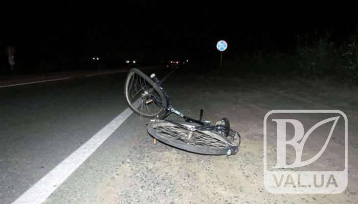 На Чернігівщині насмерть збили велосипедиста: розшукуються свідки