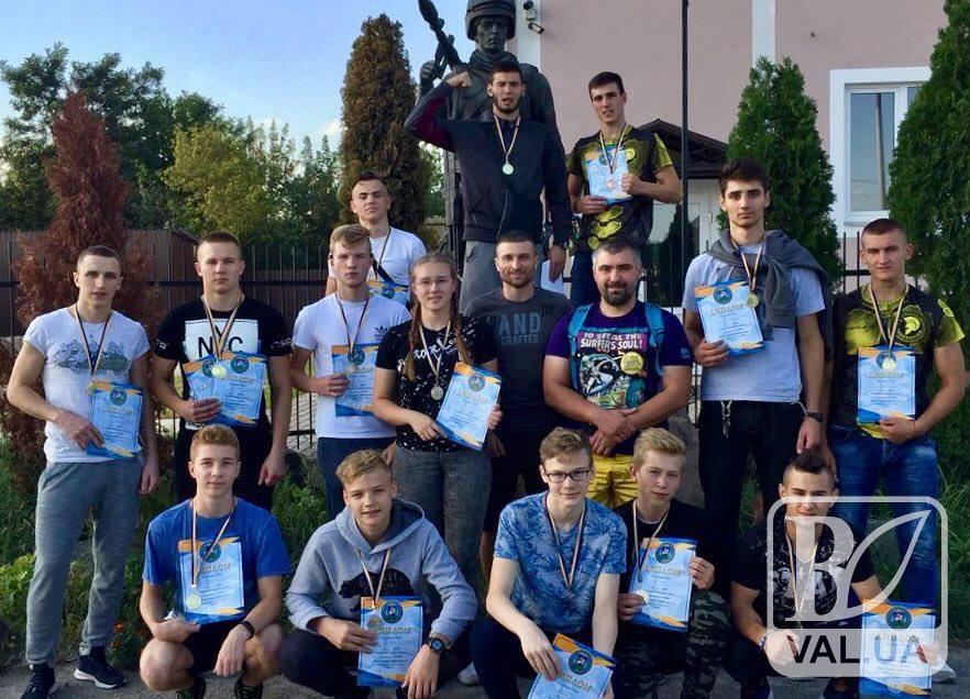 Чернігівські спортсмени успішно виступили на чемпіонаті з «Козацького бою»