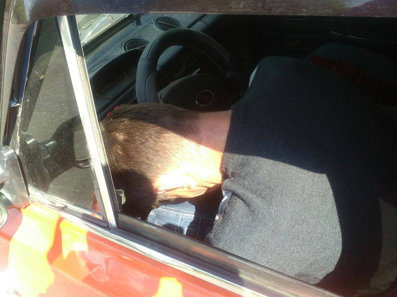 П’яного чернігівця, який на авто збив велосипедиста, 40 хвилин не могли розбудити. ФОТО