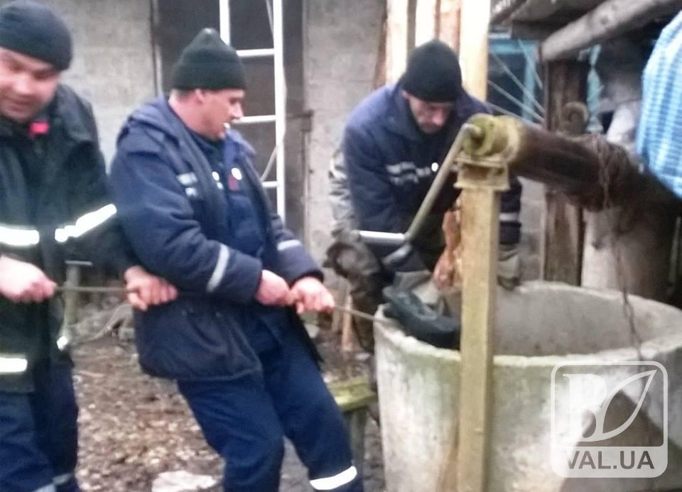 На Чернігівщині в колодязі знайшли труп