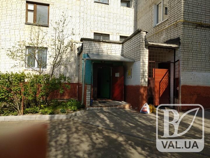 Сусіди розповіли подробиці кривавої трагедії на Мезенцева