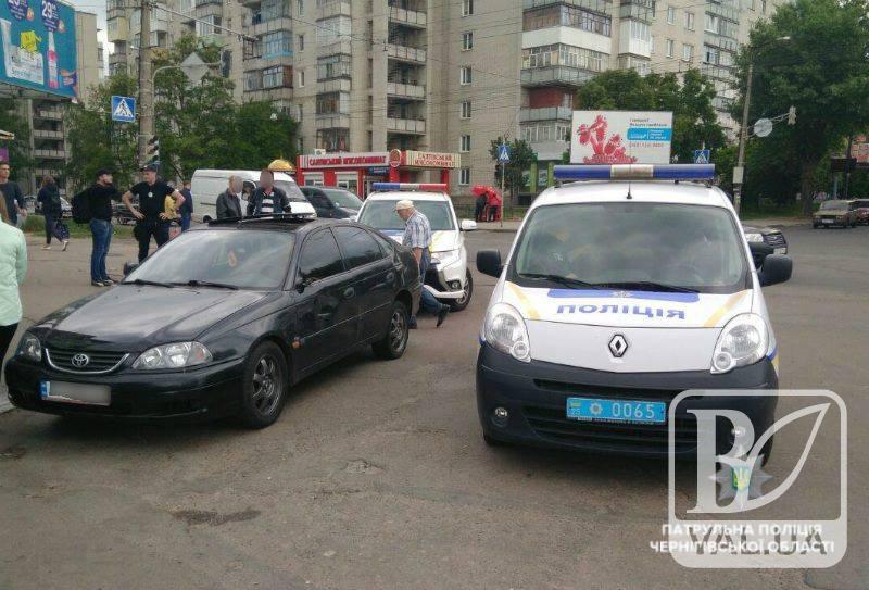 П’яний чернігівець «загубив» своє авто і пропонував патрульним хабара