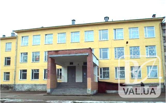 У 19-й школі модернізують басейн. ФОТО