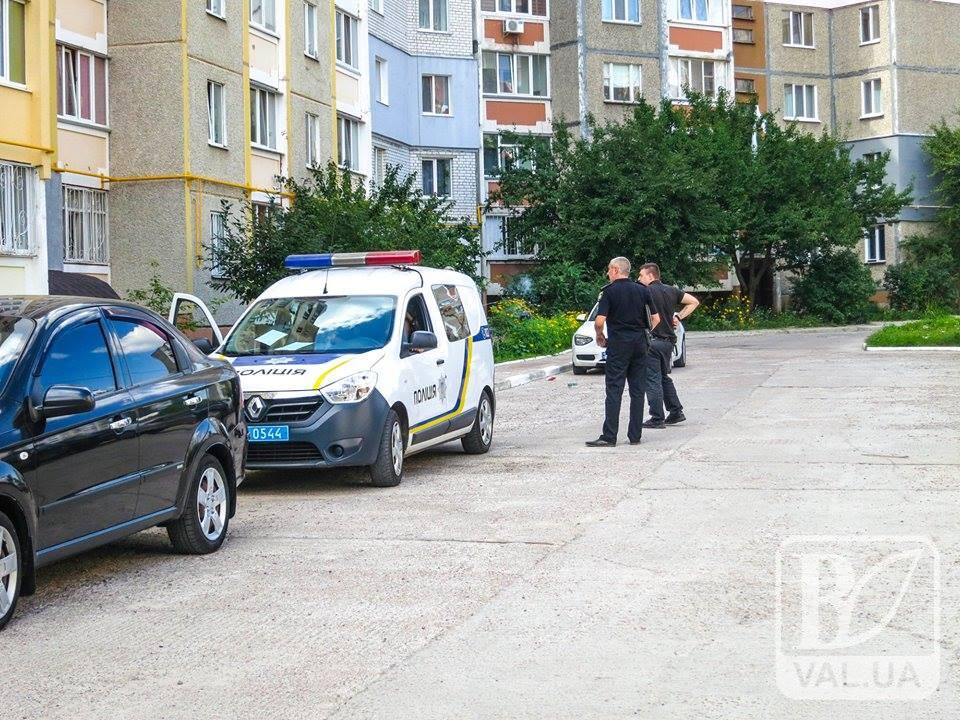 У Чернігові на Масанах викрали елітне авто