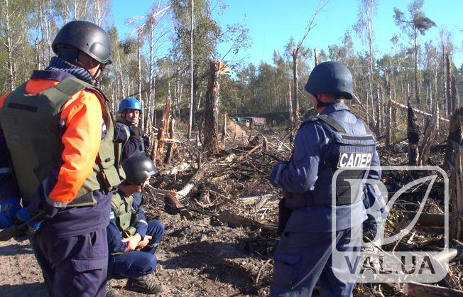 Через сильний вітер інтенсивність вибухів на складах під Ічнею зросла