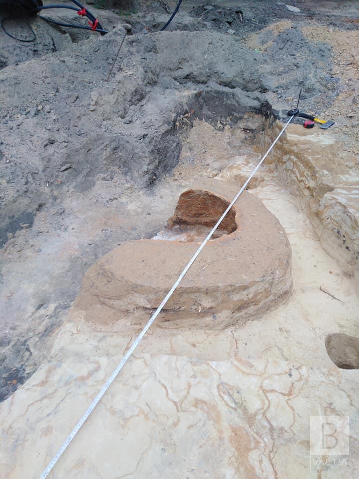 На Валу археологи знайшли давньоруську забудову. ФОТОфакт