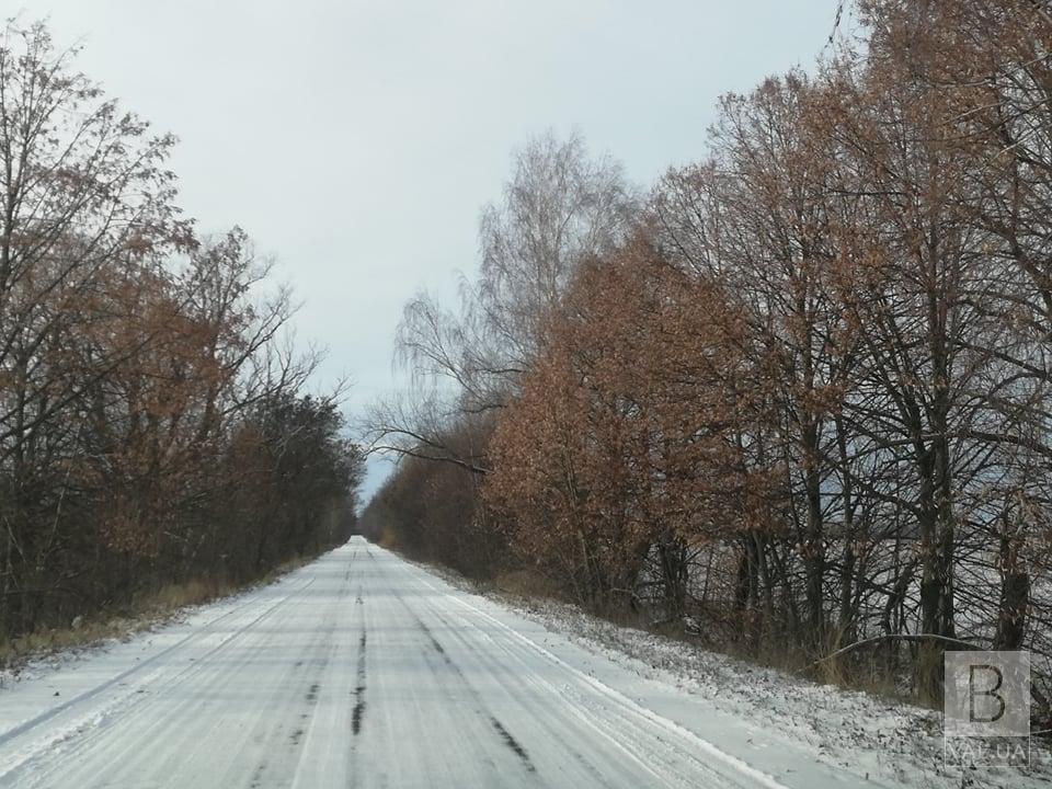 Сплошной каток: водители жалуются на состояние дорог местного значения