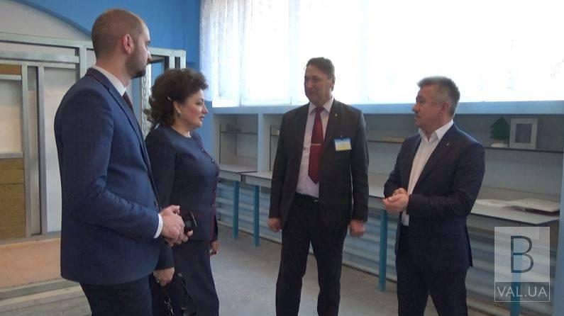 Заместитель министра образования посетил черниговский лицей ВИДЕО