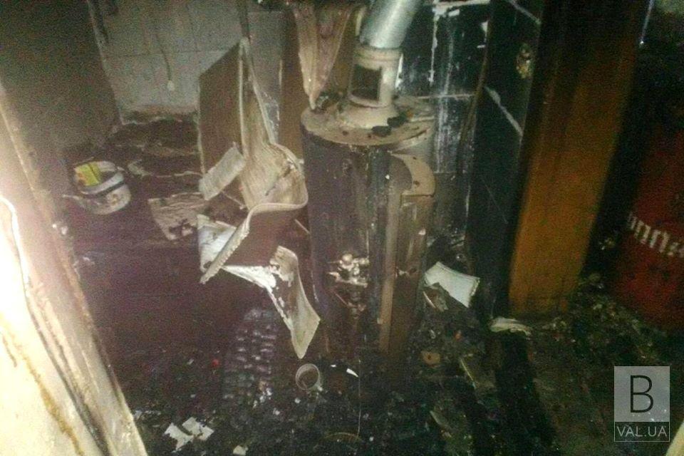 У Ніжинському районі під час пожежі власного будинку загинув 47-річний чоловік. ФОТО