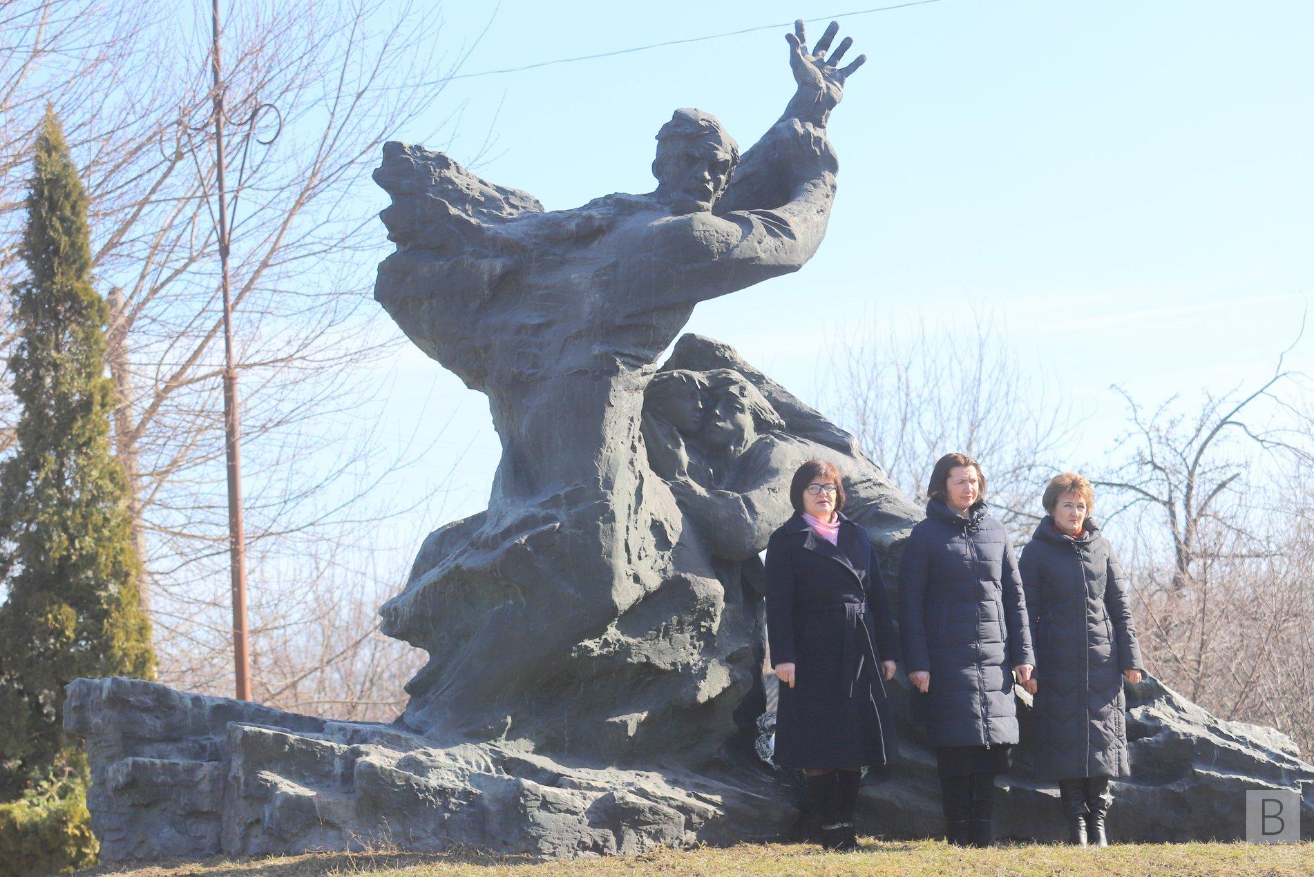 На Чернігівщині вшанували пам'ять загиблих у Срібнянській трагедії. ФОТО