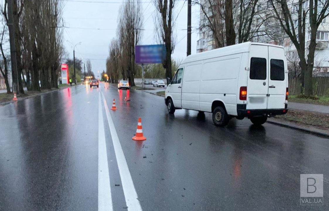 Розшукуються свідки ДТП, в якій мікроавтобус насмерть збив чоловіка