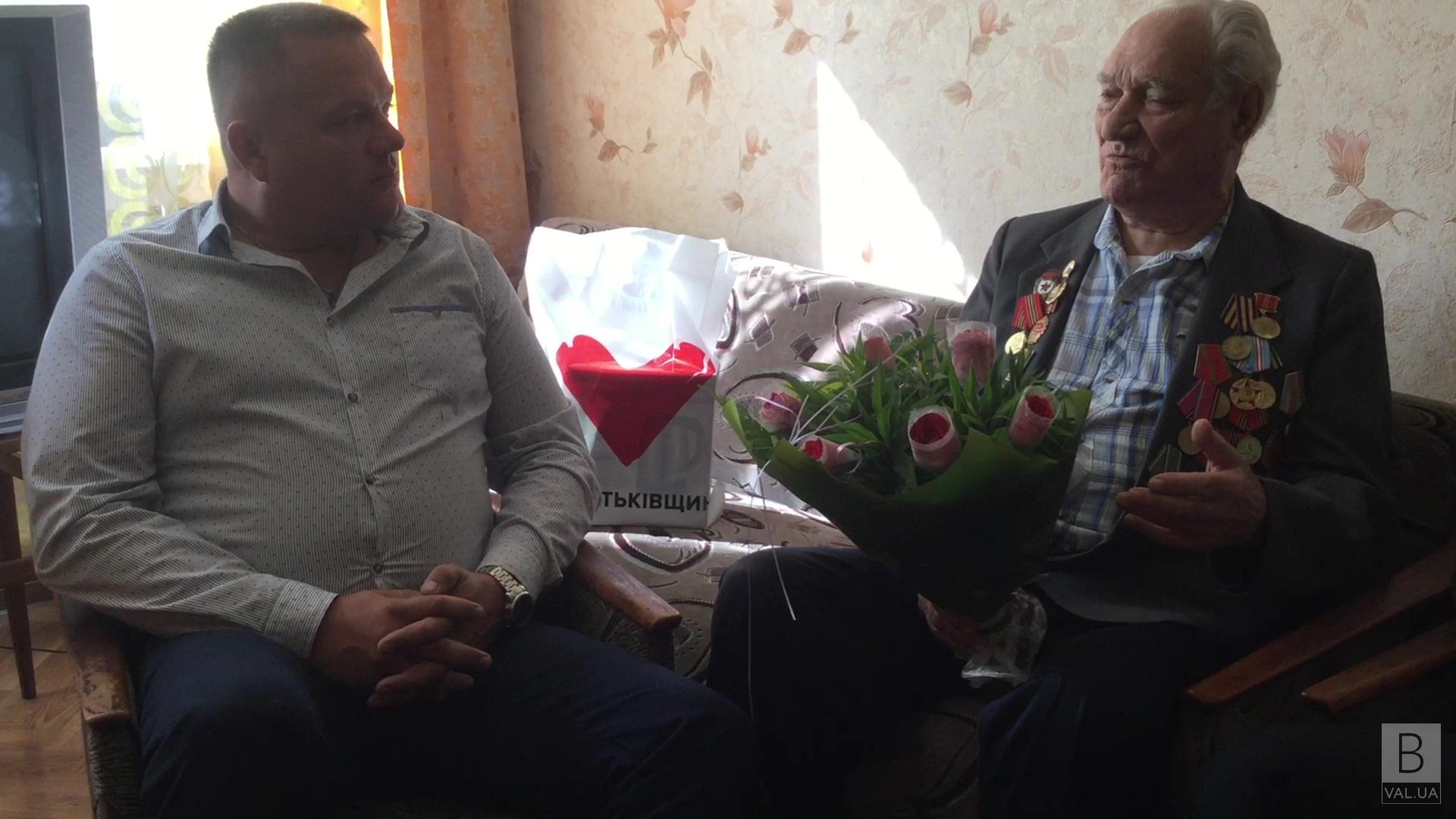 «Батьківщина» Чернігова привітала ветеранів з Днем визволення міста ВІДЕО