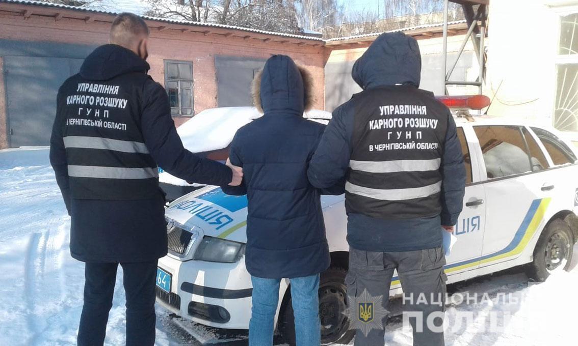 Забив кочергою: на Чернігівщині затримали 41-річного чоловіка, підозрюваного у вбивстві односельця