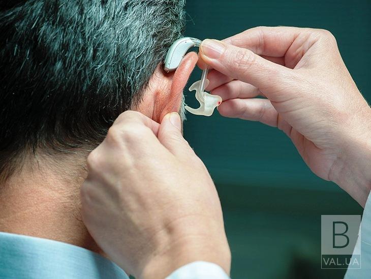 Слухові апарати: обираємо відповідний апарат для повернення слуху