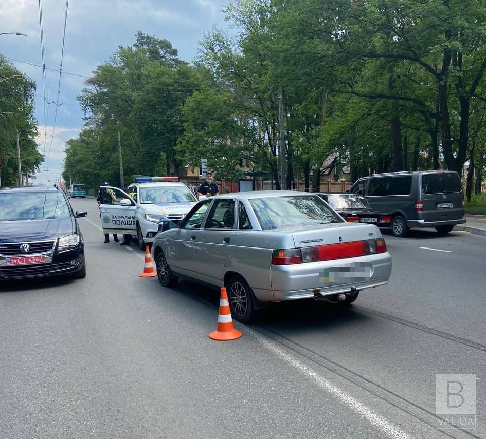 Біля Ялівщини легковик збив 18-річного хлопця