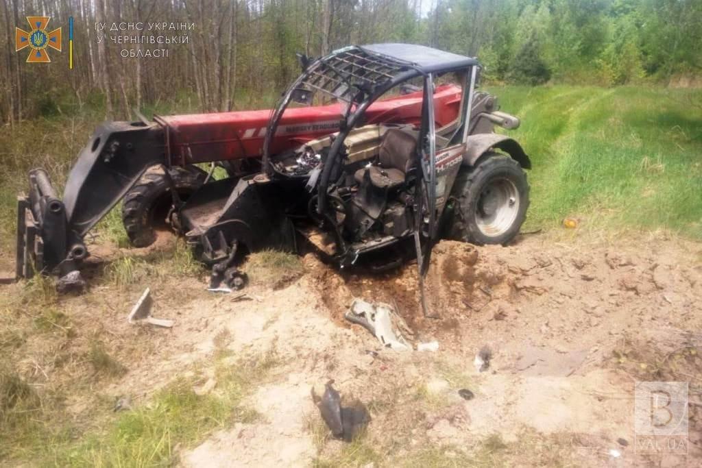 Наїхав на боєприпас: на Чернігівщині 42-річний тракторист залишився без ноги. ФОТО