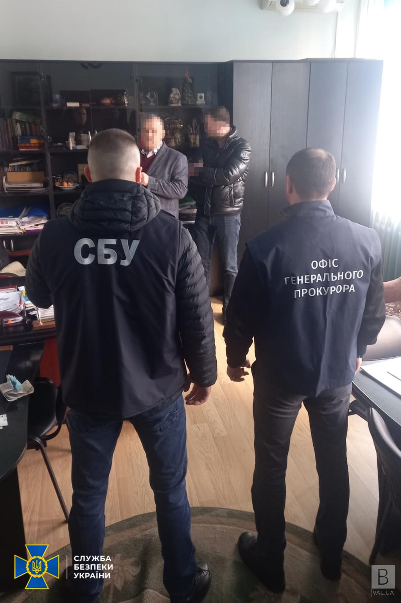 На хабарі затримали начальника управління Держпродспоживслужби Чернігівщини: за що посадовець вимагав гроші