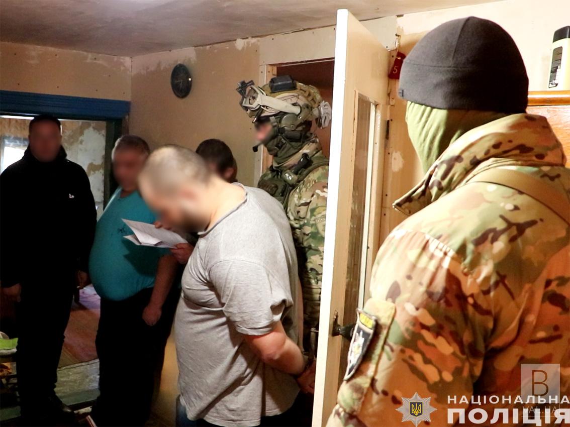 Щоденний прибуток складав понад 150 тисяч грн: на Чернігівщині викрили підпільну нарколабораторію. ФОТО