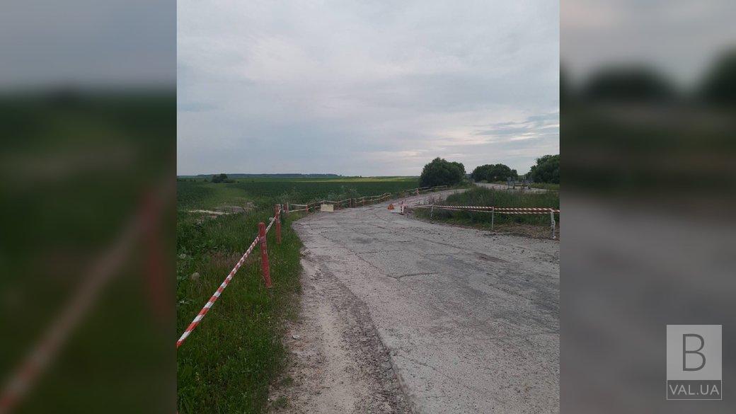 Ділянку траси Чернігів-Славутич, яку розмило після дощів, знову відкрили для транспорту
