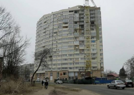 Чернігівцям-власникам пошкоджених квартир компенсують витрати на квартплату та тепло