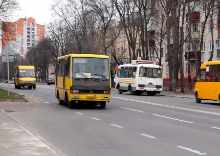 75 млн грн передбачили на перевезення пасажирів у міських автобусах Чернігова у 2024 році